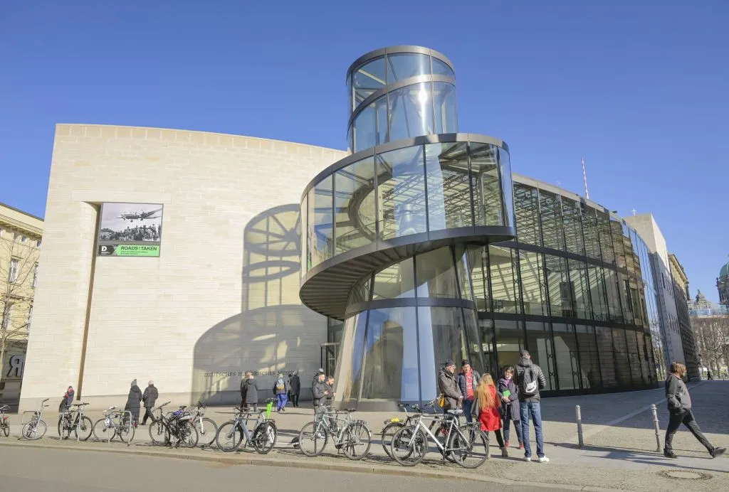 Germany Settles Century-Long Restitution Dispute Over Royal Property